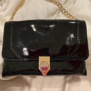 REBECCA MINKOFF BLACK PATENT LEATHER SMALL BAG
